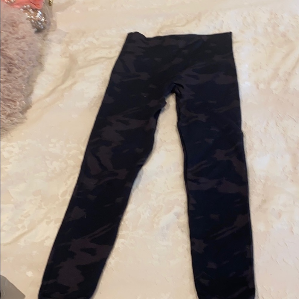 Spanx stretch camo print legging